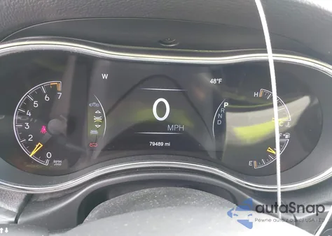 2019 Jeep Grand Cherokee Limited 4X4 z USA, uszkodzony, nr VIN 1C4RJFBG4KC772441